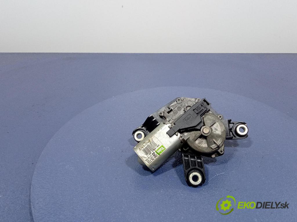 Opel Zafira 2007 motorek Stěrače: Zad: 13145548