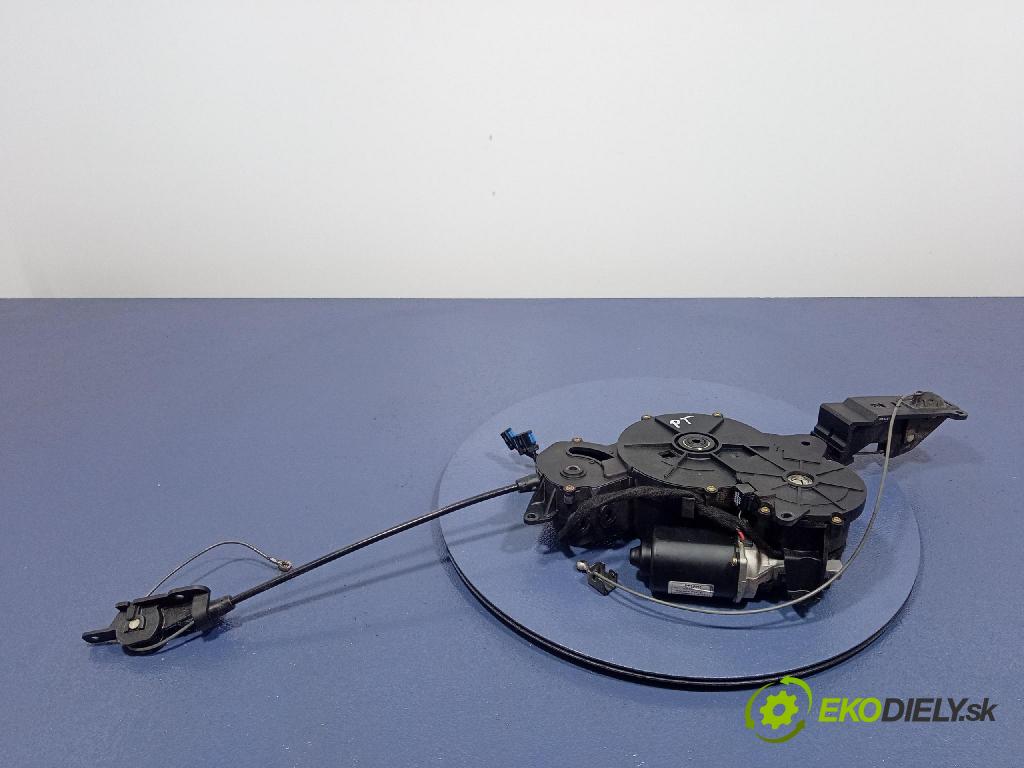 Lancia Phedra 2004 zámek dveře Zad: v pravo: 16835853
