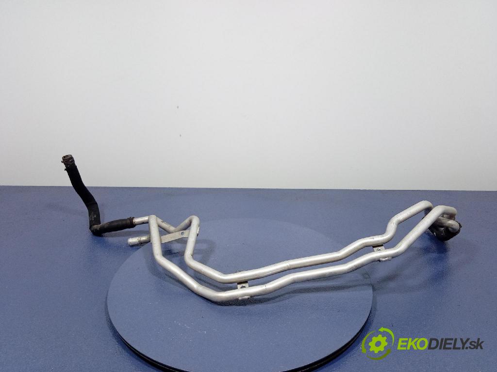 Porsche Panamera 2017 rúrka Chladič: 971820443A