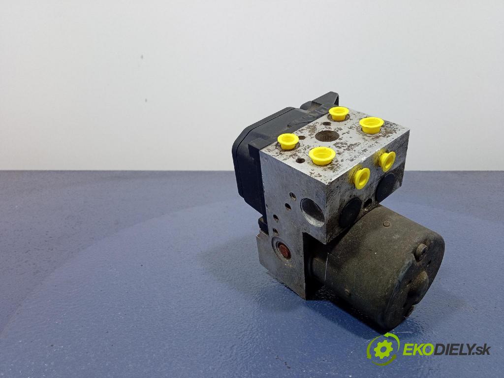 Audi A4 2001 čerpadlo ABS x 8E0614111T