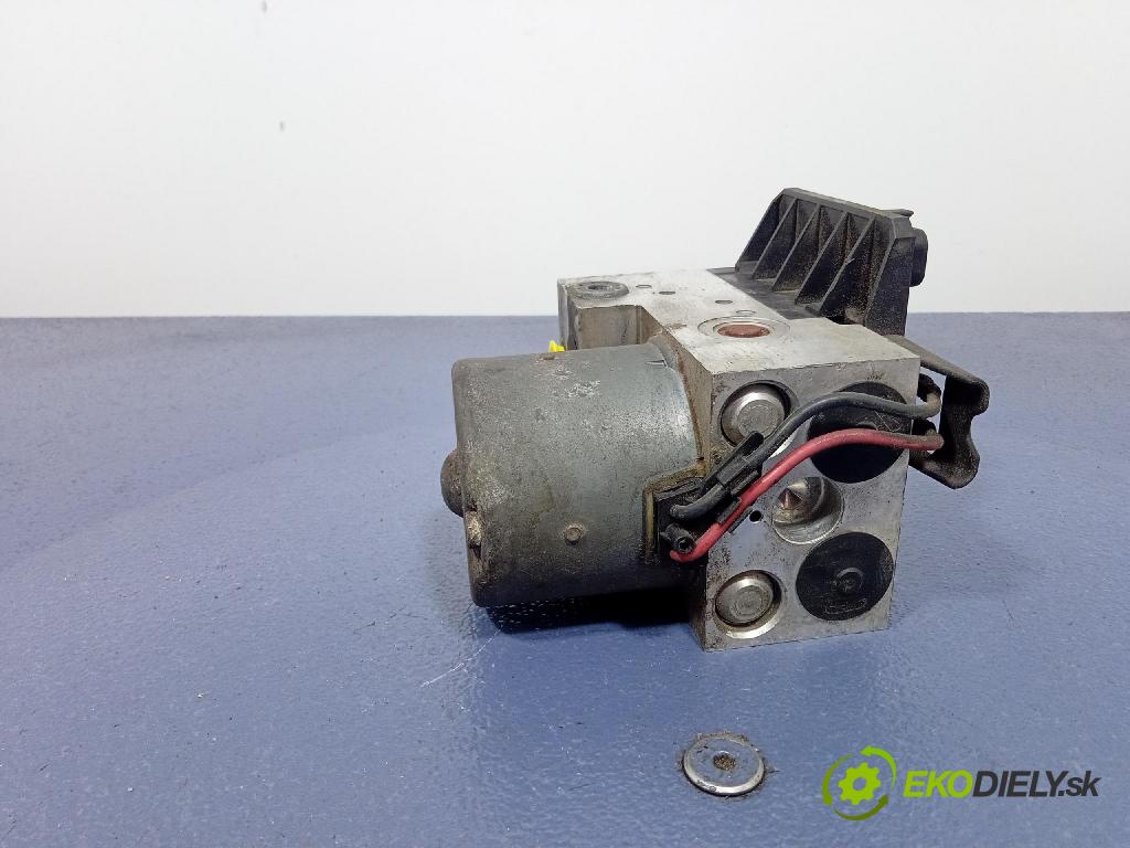 Audi A4 2001 čerpadlo ABS x 8E0614111T