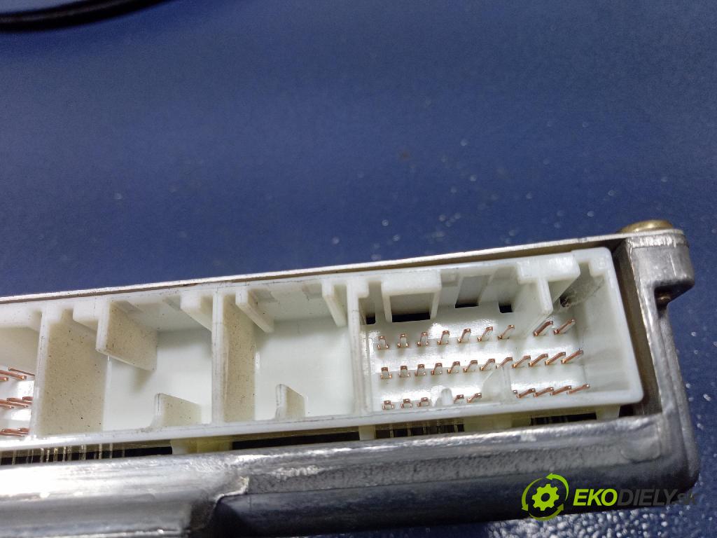 Honda Cr-v 2003 riadiaca jednotka Motor: 37820-PNL-R01