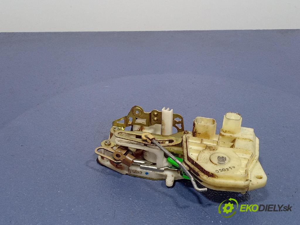 Honda Cr-v 2003 zámek Klapky: kufr