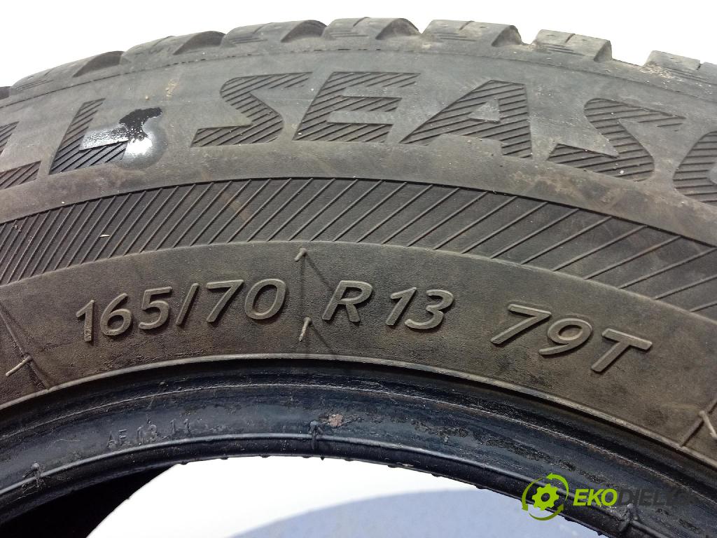 Seat Cordoba 2001 pneumatiky: Víceúrovňové 3528702966709