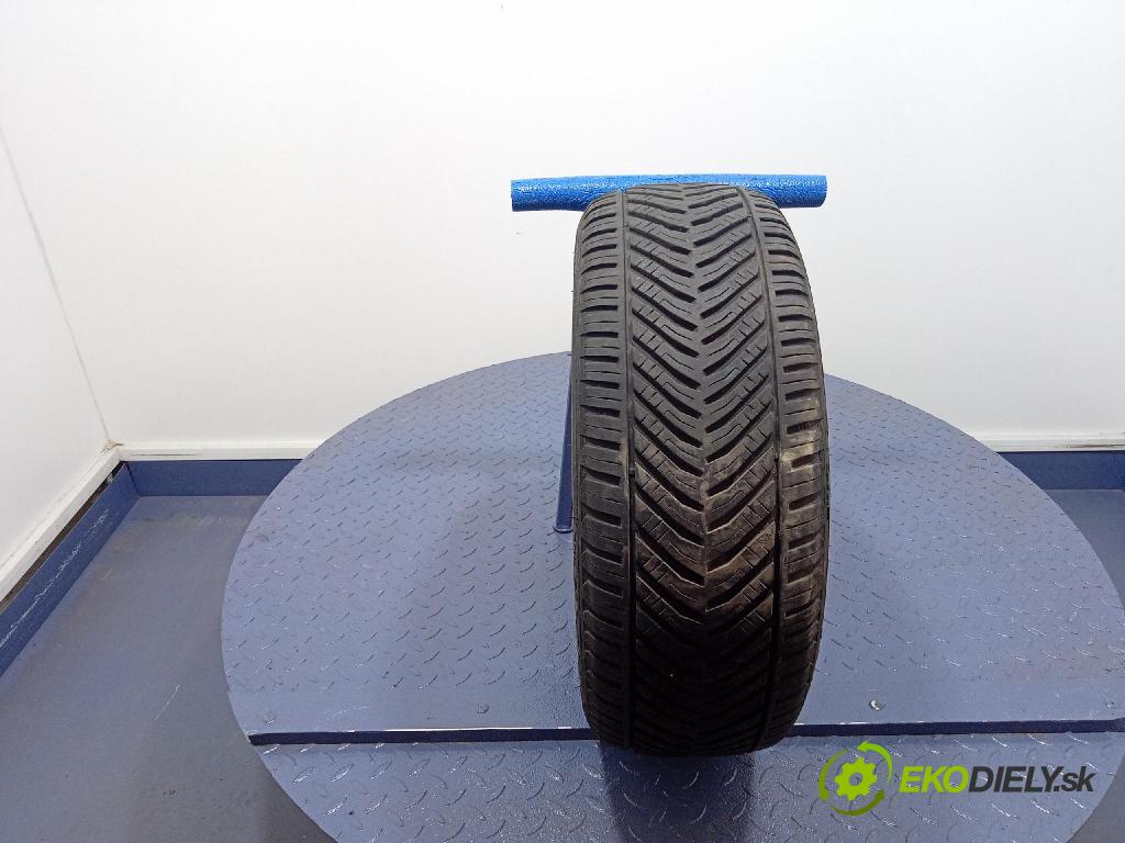 Volvo V70 2.5 tdi 1998 pneumatiky: Víceúrovňové 3528701335308