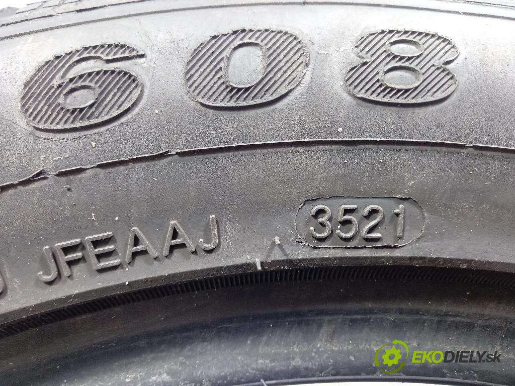 Ford Focus 2009 pneumatiky: Zima 6927116162474