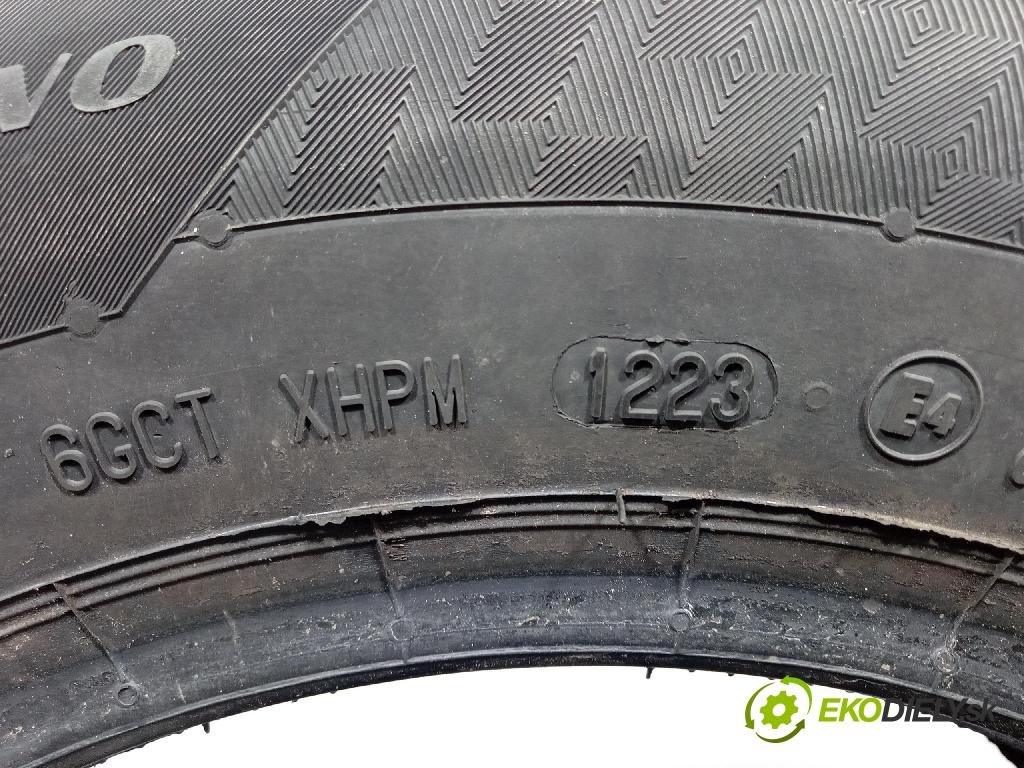 Fiat Punto 2003 pneumatiky: Zima 4050496000370