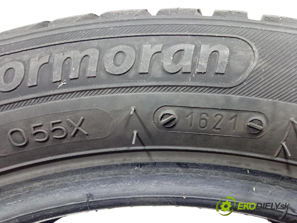 Renault Megane 1999 pneumatiky: Zima 3528700310566