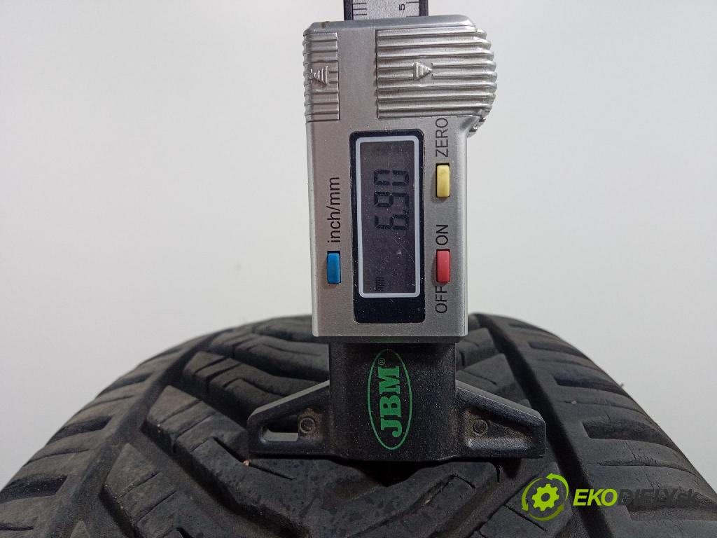Renault Megane 1999 pneumatiky: Zima 3528700310566