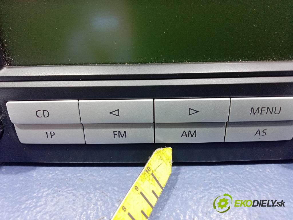Volkswagen Golf 2006 Radio I Navigácia: 1K0035186R