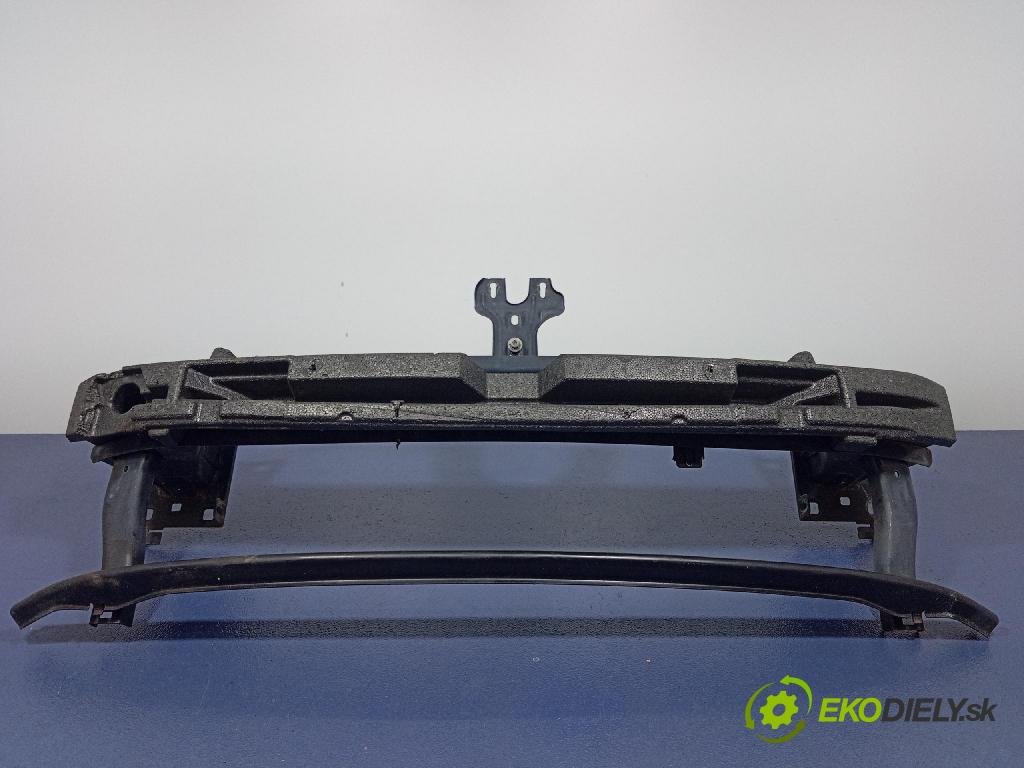 Vw Golf 2018 výztuha narazník před 5G0807111