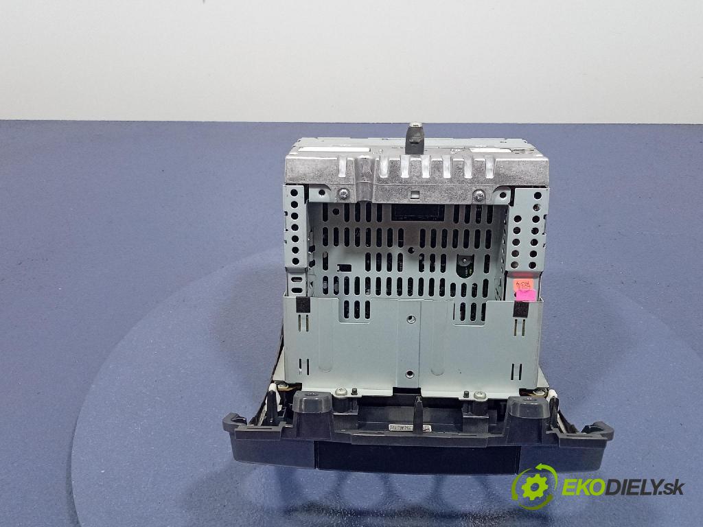 Mazda 5 2008 Radio I Navigácia: 14797325