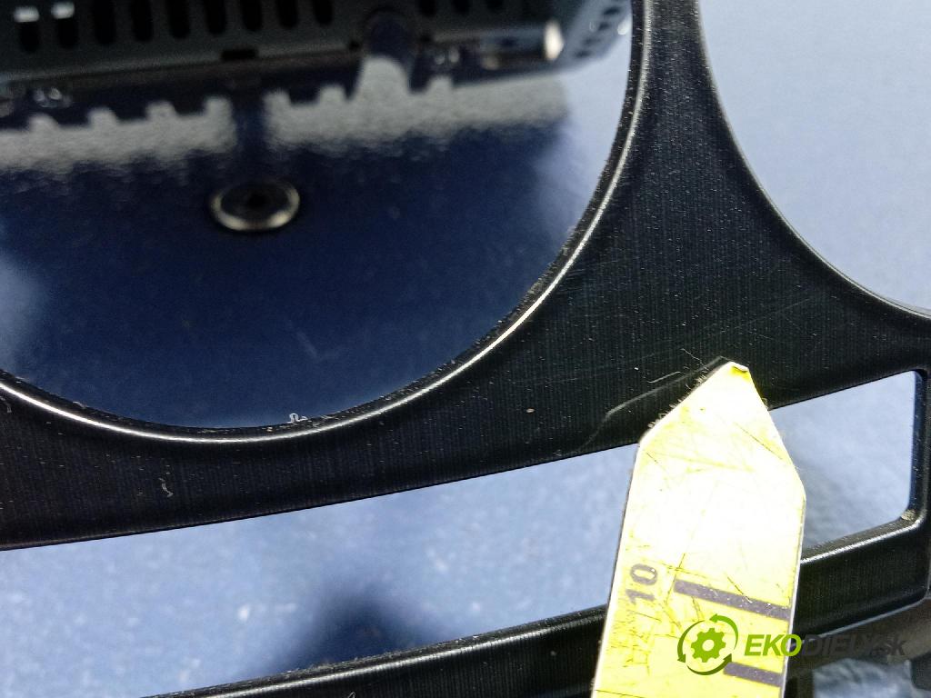 Mazda 5 2008 Radio I Navigácia: 14797325