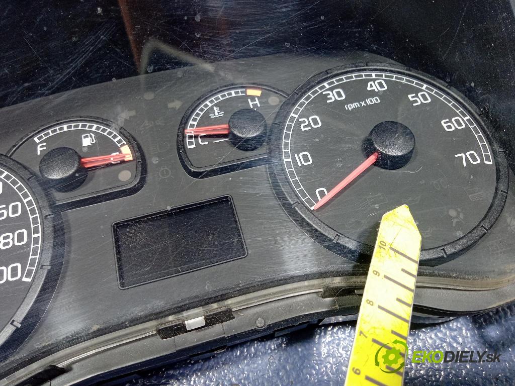 Fiat Doblo 2006 Přístrojová deska 51762258