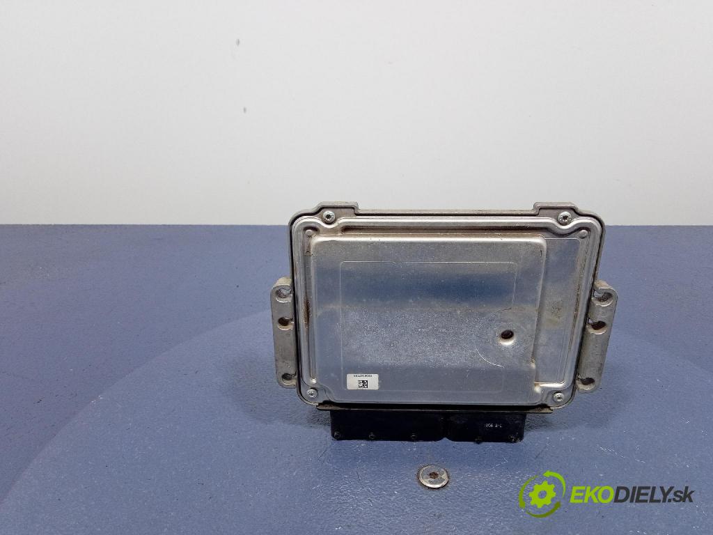 Fiat Doblo 2006 riadiaca jednotka Motor: 55200674