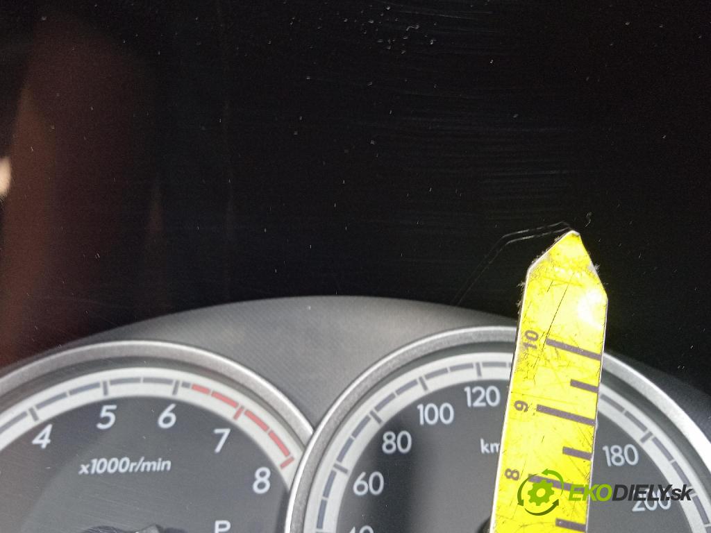 Subaru Legacy 2005 Přístrojová deska 85012AG16
