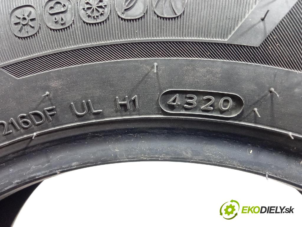 Peugeot 307 1.4 hdi 2004 pneumatiky: Víceúrovňové 8808563451817