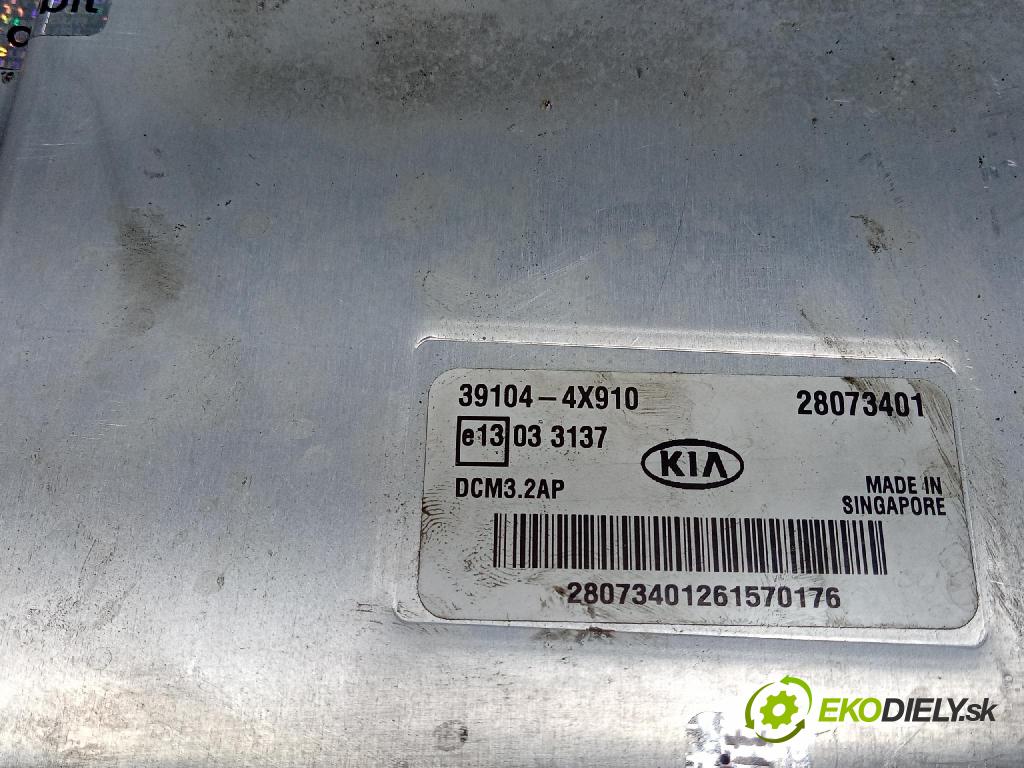 Kia Carnival 2006 riadiaca jednotka Motor: 39104-4X910
