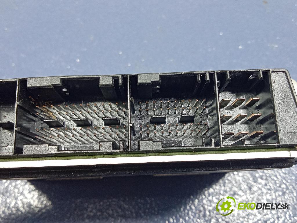 Mercedes-benz C 180 2000 riadiaca jednotka Motor: A0265454732