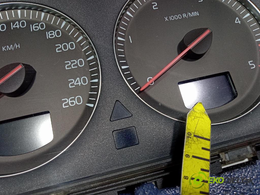Volvo S60 2003 Přístrojová deska 8673262