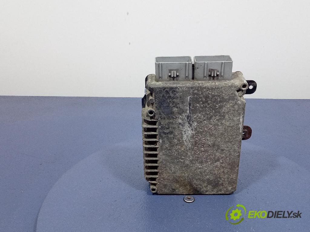 Chrysler Voyager 2003 riadiaca jednotka Motor: P04748324AD