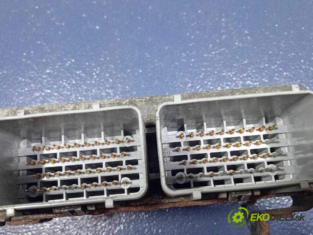 Chrysler Voyager 2003 riadiaca jednotka Motor: P04748324AD