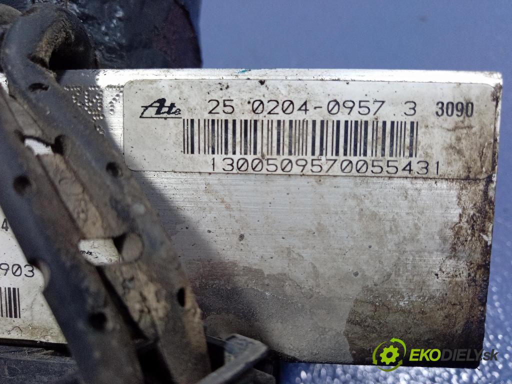 Chrysler Voyager 2003 čerpadlo ABS x P04721428AF