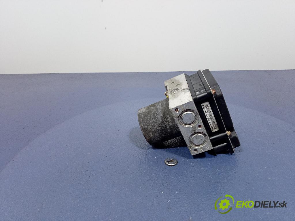 Mercedes-benz Vito 111 cdi 2008 čerpadlo ABS x A0014461689