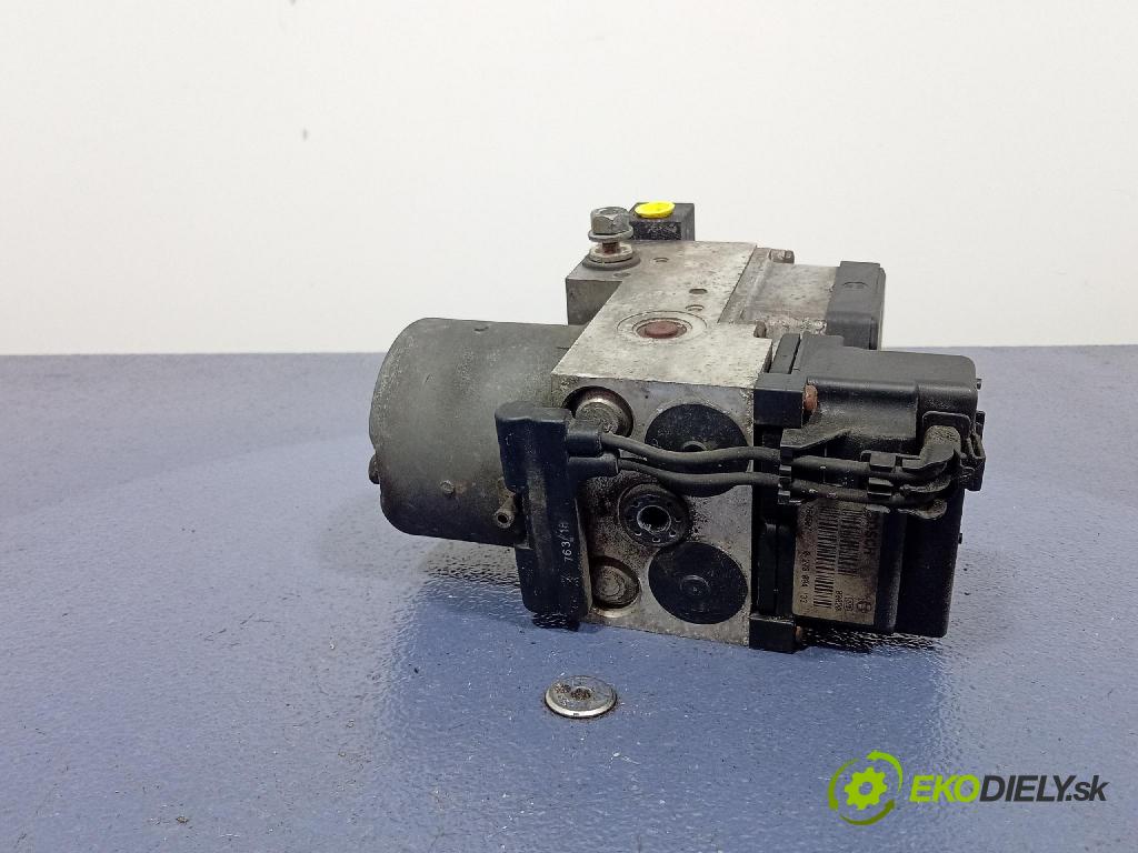 Audi A6 1998 čerpadlo ABS x 8E0614111P