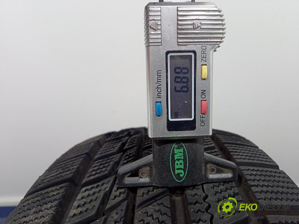 Audi A4 1999 pneumatiky: Zima 