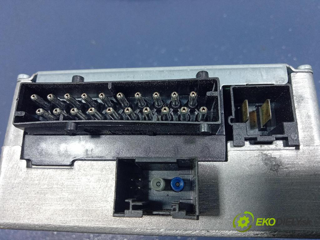 Bmw Seria 7 0 Zesilovač: Rádio: Navigacia: 6995392