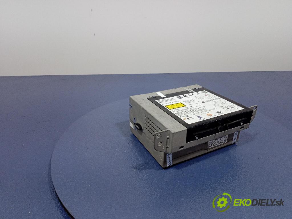 Bmw Seria 7 0 Radio I Navigácia: 8708262