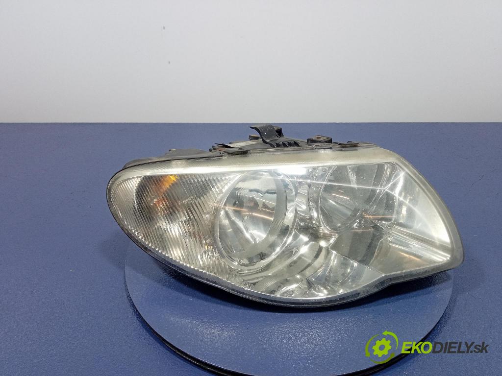 Chrysler Grand voyager 2006 světlo v pravo: 04857830AB