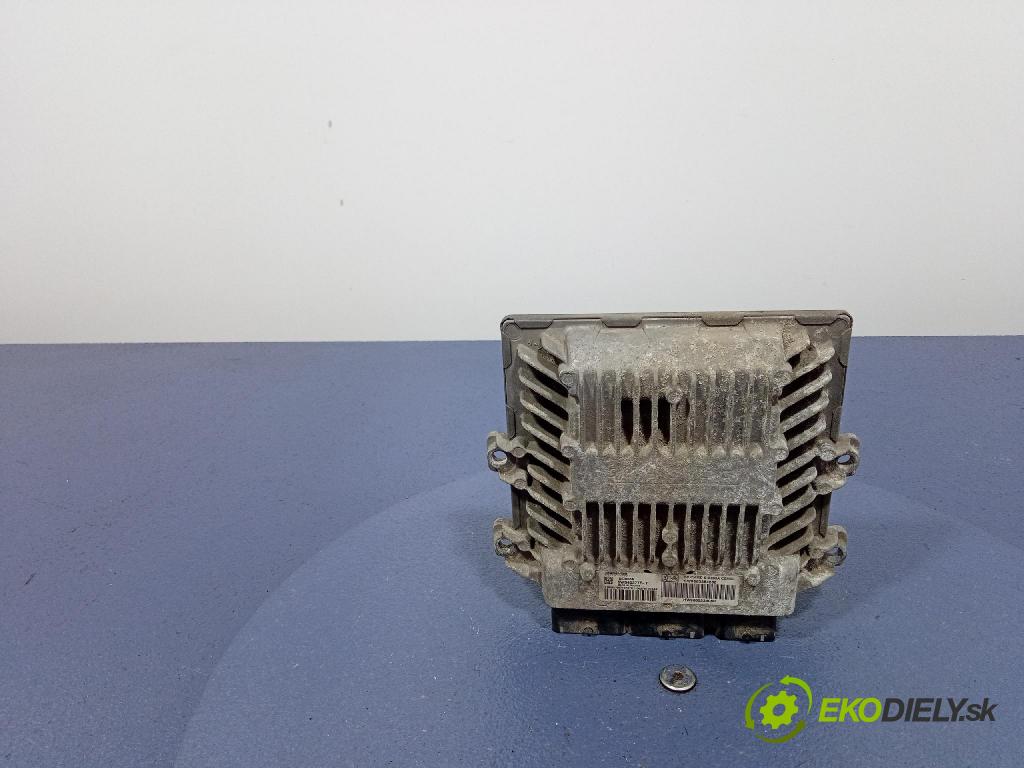 Citroen C8 2007 riadiaca jednotka Motor: 9663384280