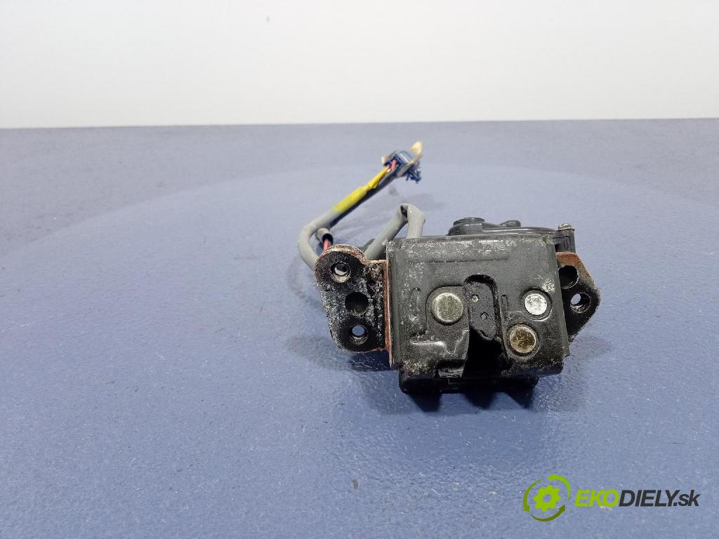 Toyota Avensis 2005 zámek Klapky: kufr