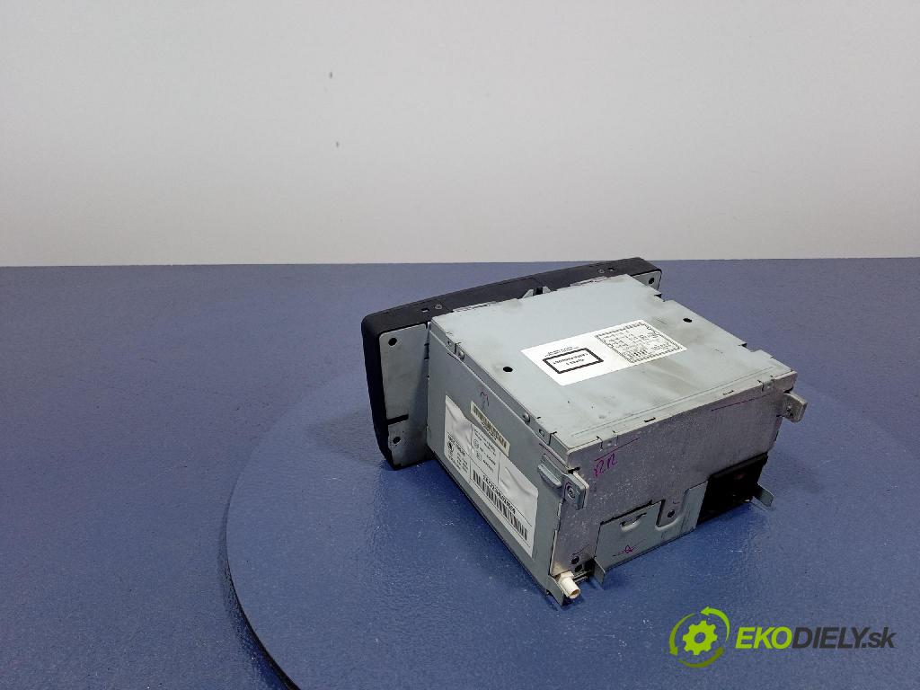 Skoda Octavia 2008 Radio I Navigácia: 1Z0035161C