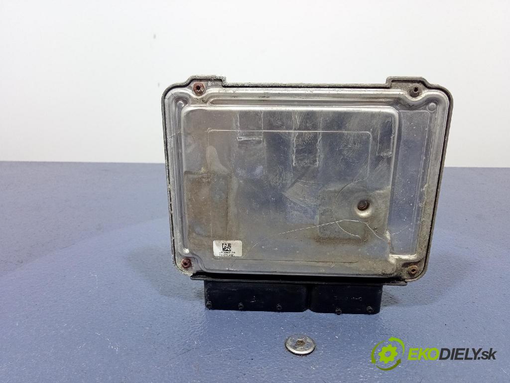 Skoda Octavia 2008 riadiaca jednotka Motor: 03G906021LB