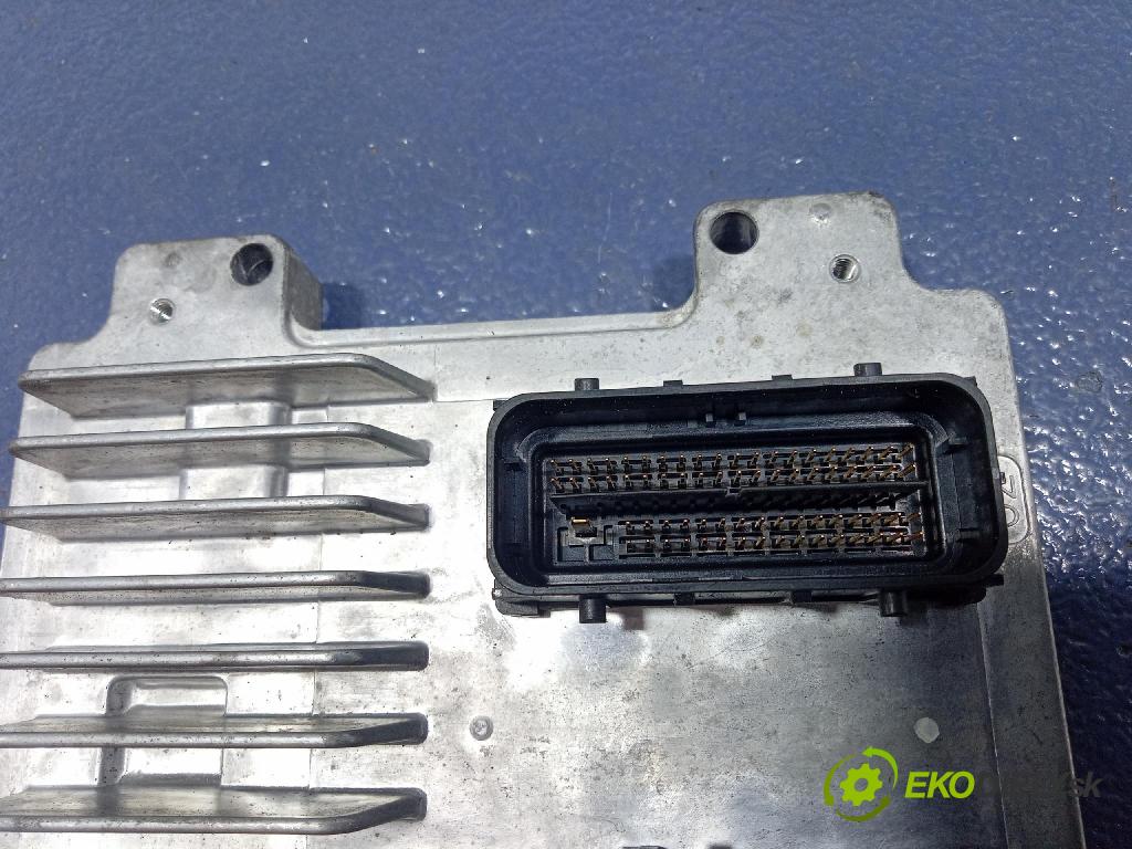 Opel Meriva 2010 riadiaca jednotka Motor: 12638732