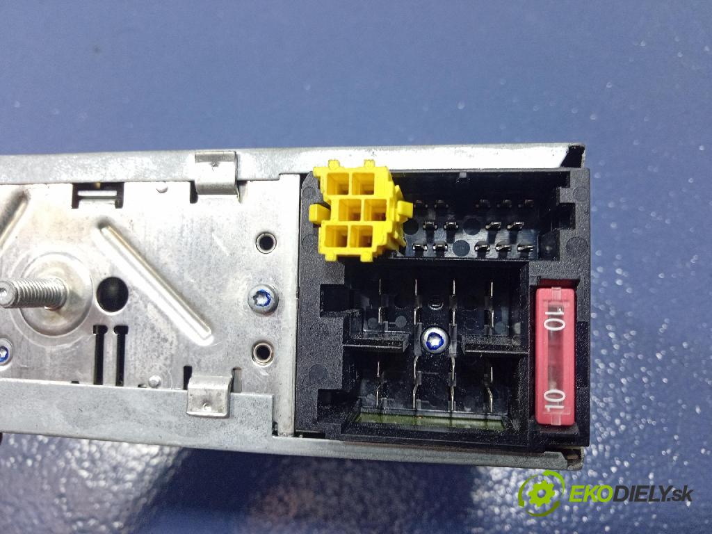 Volkswagen Bora 0 Radio I Navigácia: 6N0035186