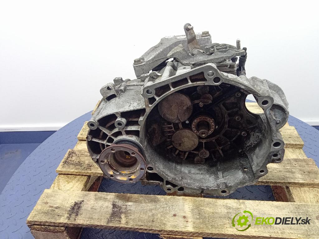 Volkswagen Passat 2006 prevodovka Manualna JLU