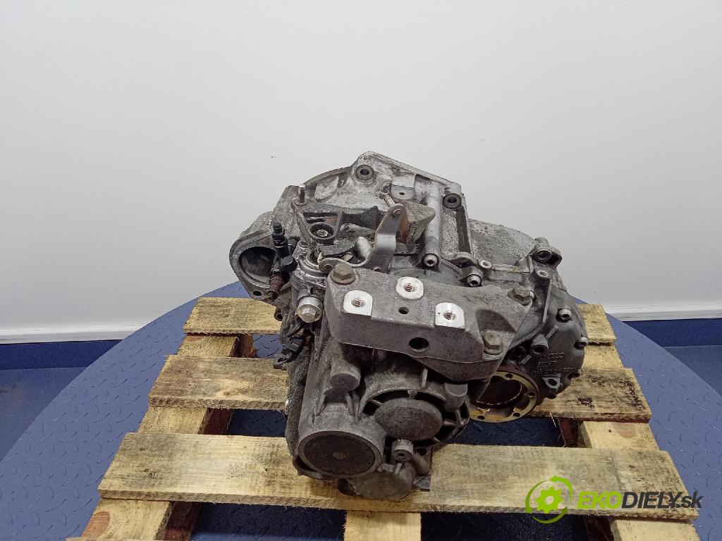 Volkswagen Passat 2006 prevodovka Manualna JLU