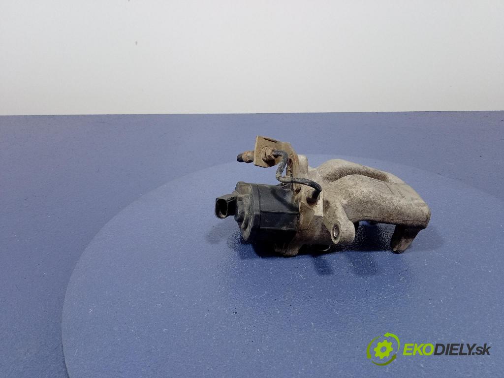 Volkswagen Passat 2006 brzdič brzdový zad Vľavo: JYVW-047