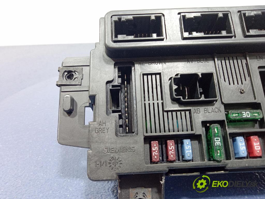 Fiat Panda 2007 skříňka Pojistky 51783782