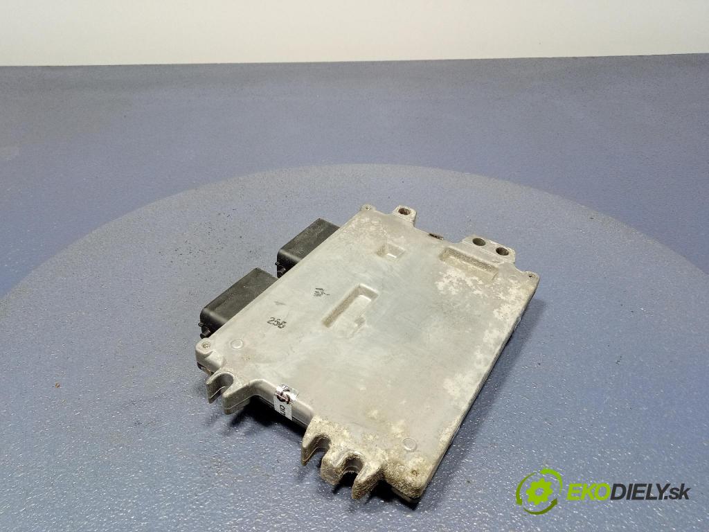 Suzuki Sx4 2009 riadiaca jednotka Motor: 33920-79J3