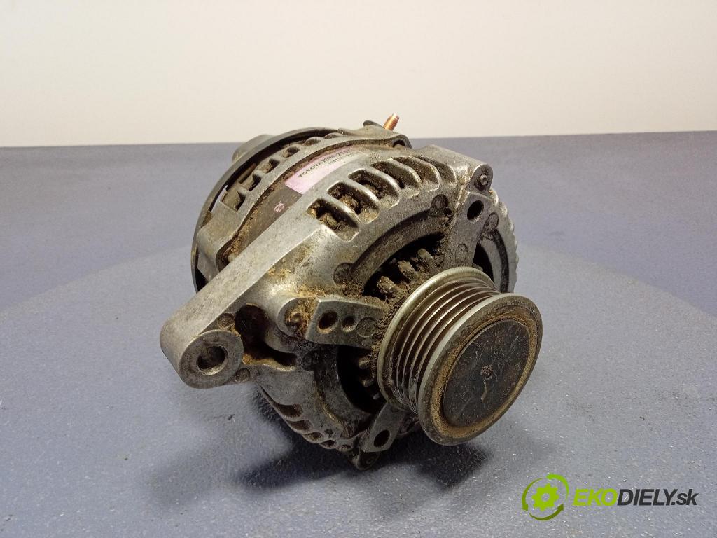 Toyota Rav4 2002 Alternator 27060-27040
