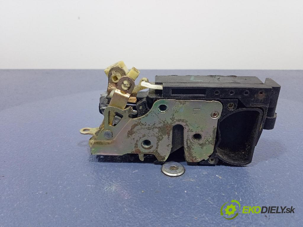 Chevrolet Aveo 2005 zámek dveře před Levý: