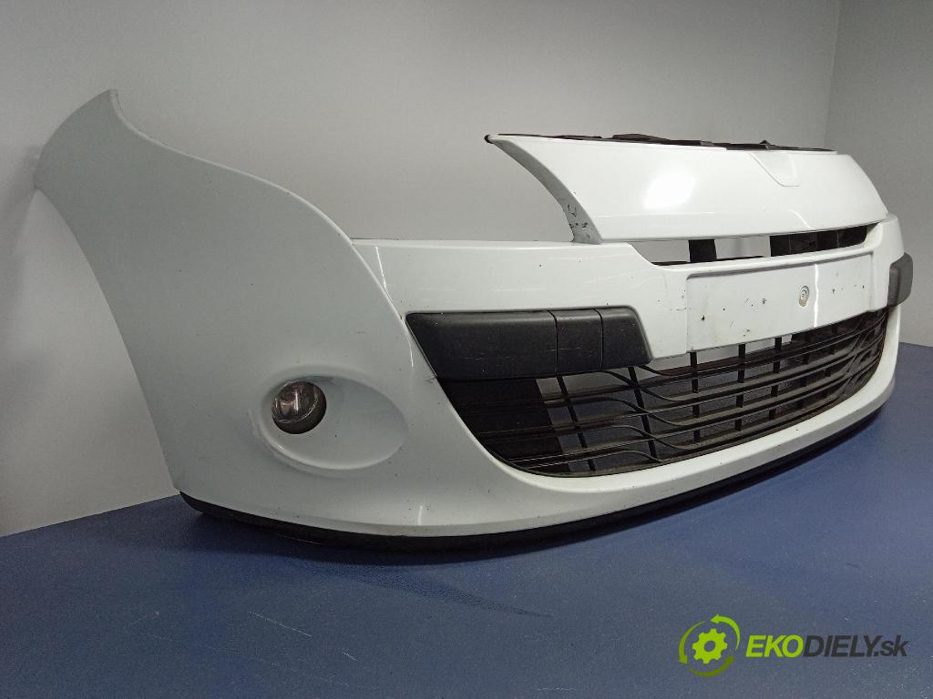 Renault Megane 2011 nárazník před