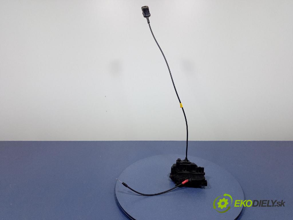Renault Kangoo 2011 zámek dveře před v pravo: 8200497604