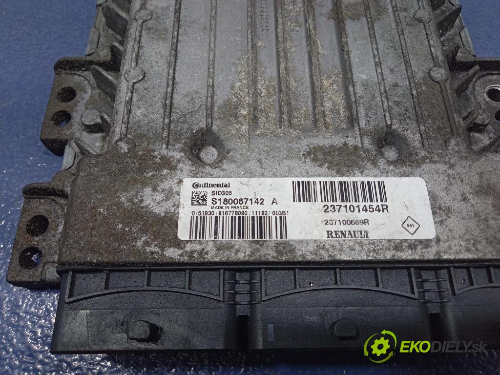 Renault Megane 2011 riadiaca jednotka Motor: 237101454R