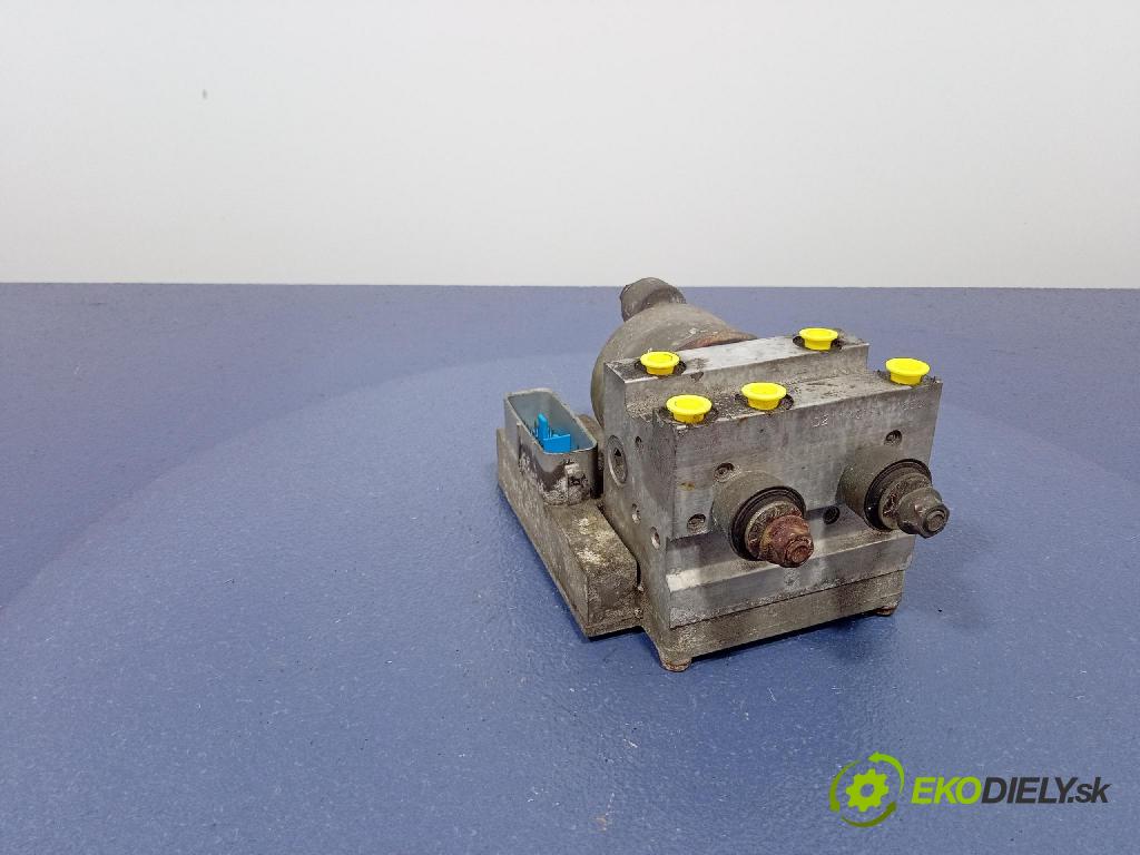 Suzuki Grand vitara 2000 čerpadlo ABS x 9420-2260-36